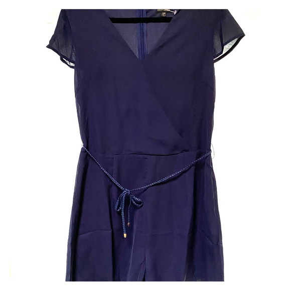NWOT Fun navy blue romper with belt - Picture 1 of 4